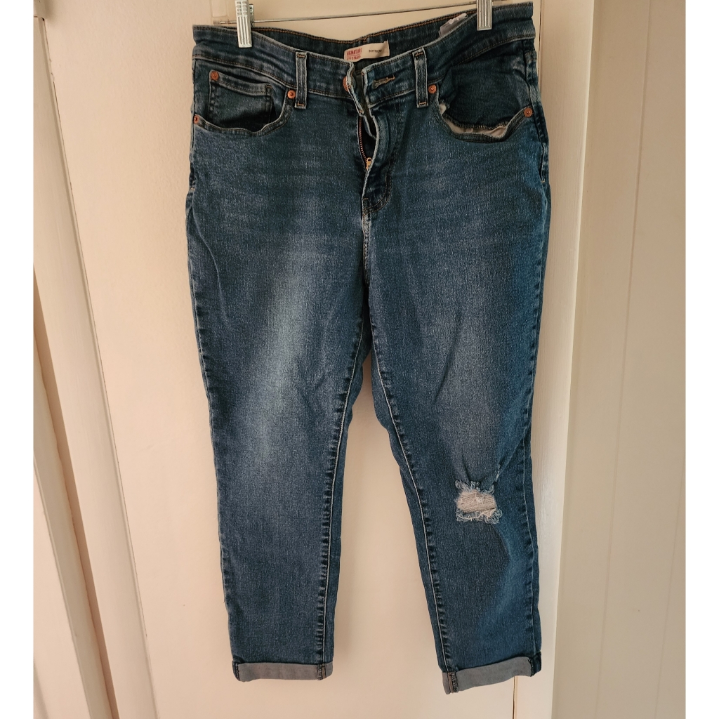 Levi's With Cuff